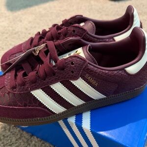 Adidas Samba OG - Women’s Burgundy Snakeskin Sneakers (size 5.5)